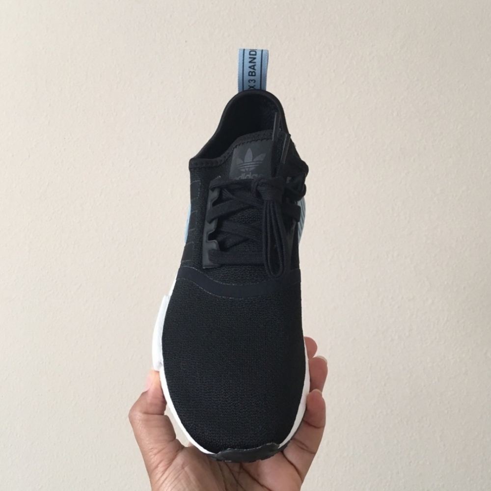 SOLD!!!!🎉🎉BRAND NEW Addidas NMD R1 - Picture 5 of 7